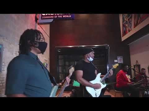 Shonn Hinton & Shotgun 🔥 - Guitar Players United As One