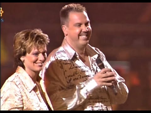 Lucas & Gea  -  Rood zijn de rozen