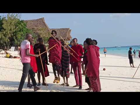 Maasai on the beach, Nungwi Zanzibar @Trip2001 