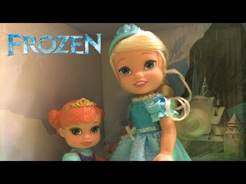 Disney Pixar Frozen Dolls Young Princess Anna and Elsa Ice skating rink by DisneyToysReview Video