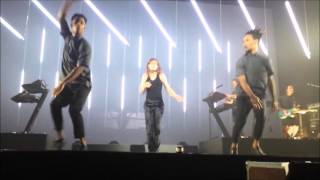 Christine and the Queens - The Loving Cup - Live Bruxelles 02.10.2015