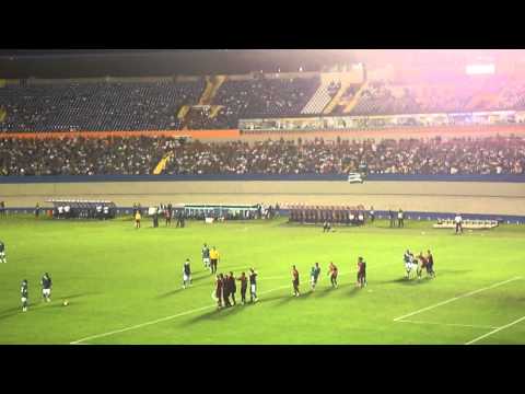 Gol de falta do Goiás - Goiás 2 x 1 Sport no serra dourada