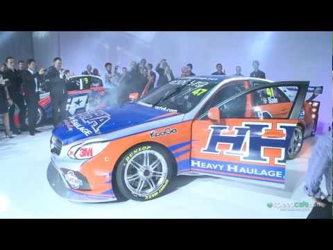 Mercedes-Benz E63 AMG V8 Supercar fires up for the first time in public