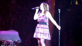 Lee Ann Womack - There Is A God (Live) - Baltimore (1/22/10)