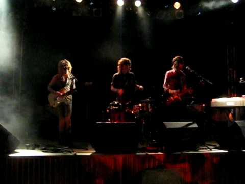 THE VIRGIN TONGUES - TUMBLEWEEDS (live at Lido Berlin 03.01.2009)