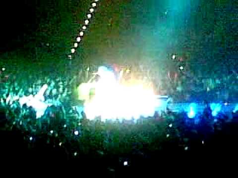 Queen + Paul Rodgers live in Prague 2008 Love of my life