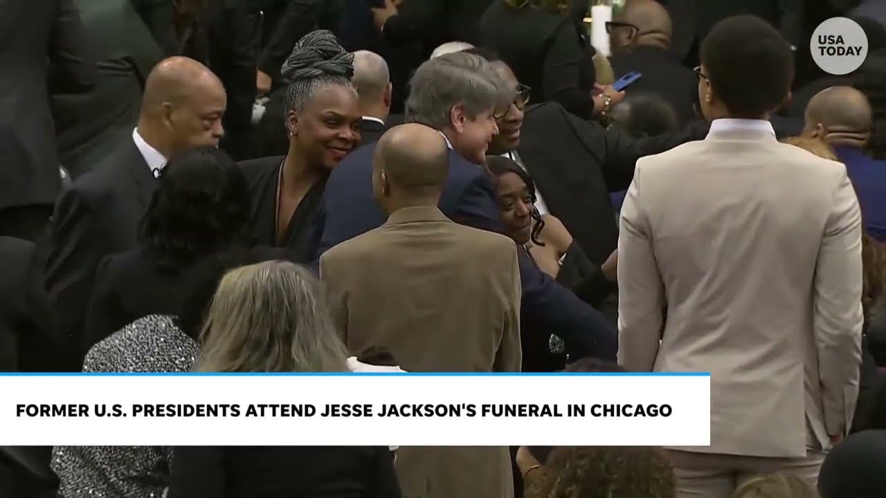 Rod Blagojevich spotted at Jesse Jackson service; Former Illinois governor takes photos with guests