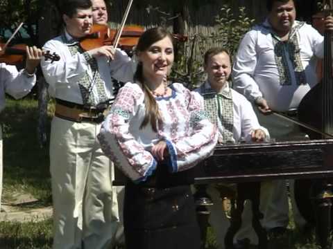 RODICA BUHNA SI ORCHESTRA MUGUREL - INTRA BADISOR IN JOC (SPIROS GALATI)