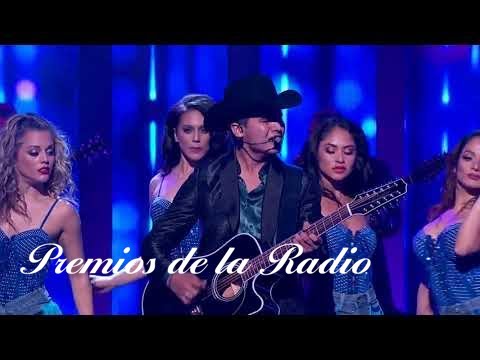 Ulices Chaidez "Quería que lloraras" y con Kevin Ortiz "Corona de Rosas" Premios de la Radio 2017