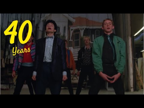 Video thumbnail for I Want to Live in a House