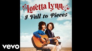 Loretta Lynn - I Fall To Pieces (Official Audio)