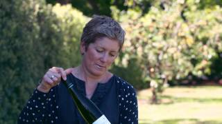preview picture of video 'Jules Taylor Wines Pinot Gris'