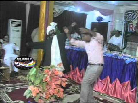 Atta Ullah Khan Esakhelvi Live Performance in Royal Inn Mianwali 5