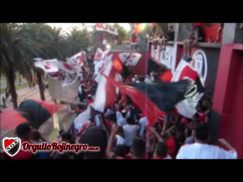 "Previa de la hinchada. Newell's 2 - 1 Talleres. OrgulloRojinegro.com.ar" Barra: La Hinchada Más Popular &bull; Club: Newell's Old Boys