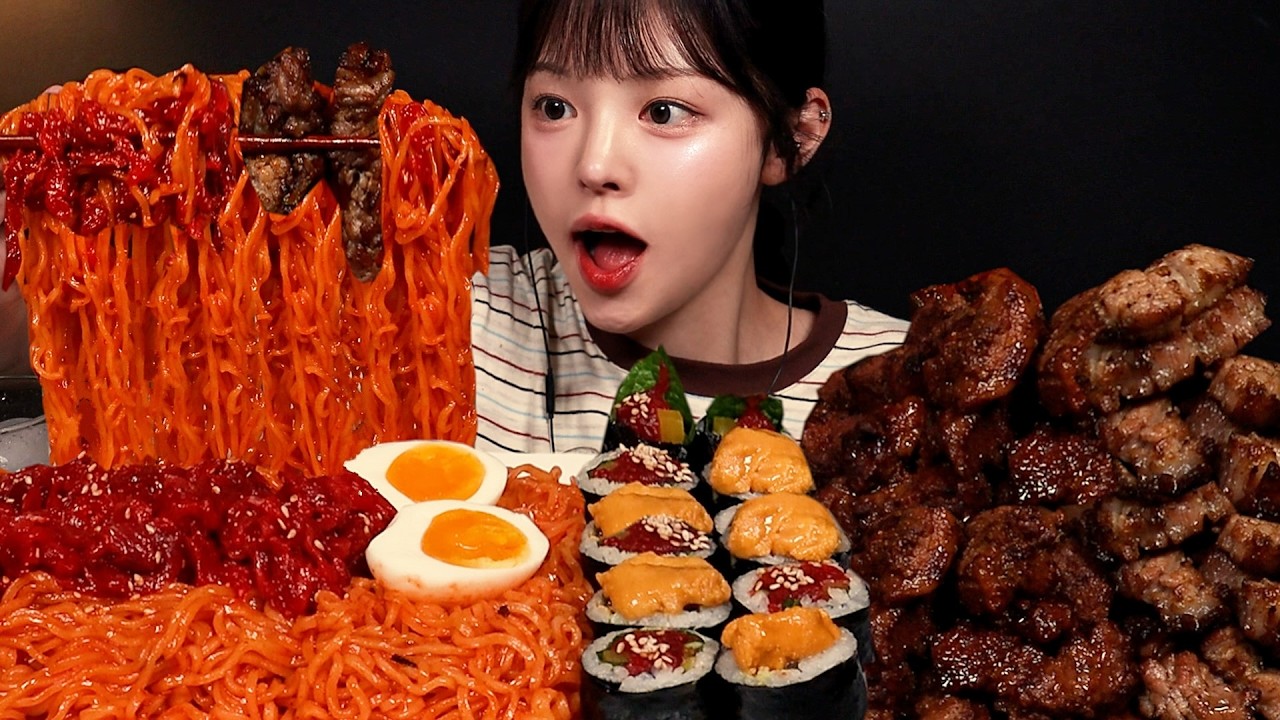 SUB)여름맞이 비빔면 먹방! 노릇노릇 삼겹살에 돼지갈비 육회까지 왕창 올려먹을게요 배홍동쫄쫄면 꿀조?