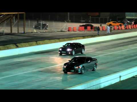 Charger SRT8 (6.4L) Vs. Chrysler SRT8 (6.4L) - HD