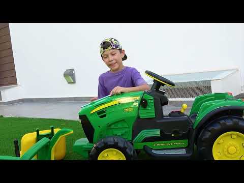 Funny Tema collects vehicles and plays with kids toy sport bikes