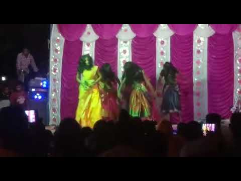 jhupat jhupat aabe dai jhupat jhupat jabe o sato bahiniya la sang me tai labe o