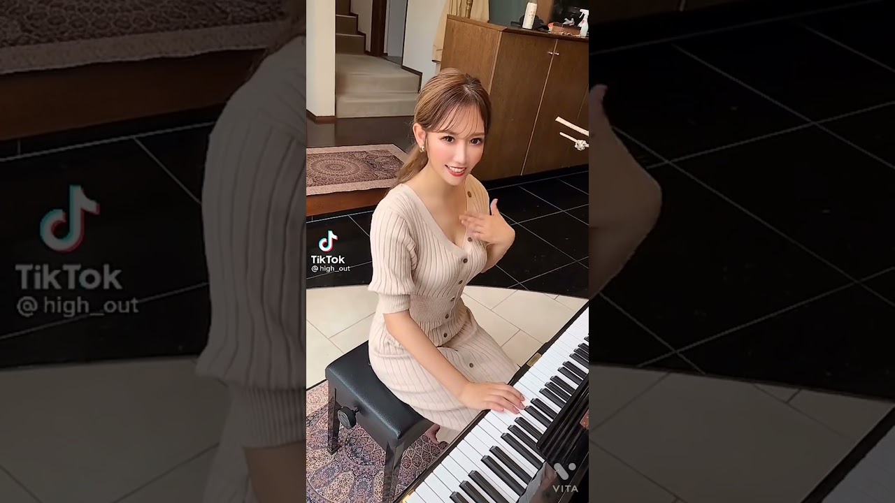 美人でスタイル良くてお嬢様でピアノうまくてお笑い芸人2