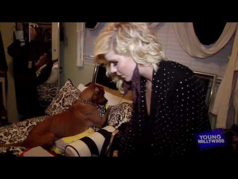 Tour Kimberly Caldwell's house