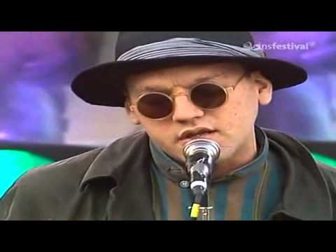 R.E.M - Driver 8 (live) - Musik Convoy 1985