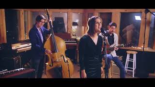 Marie Miller - "Have Yourself A Merry Little Christmas" (Cover)