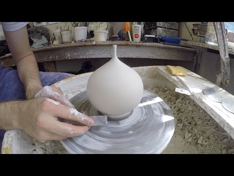 Throwing a Rounded Bottle with Thin Neck - Matt Horne Pottery