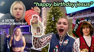 *SWEATY* WORKOUTS AT MY FITNESS STUDIO + EMBARRASSING MYSELF FROM CHILDHOOD twistmas day 3!