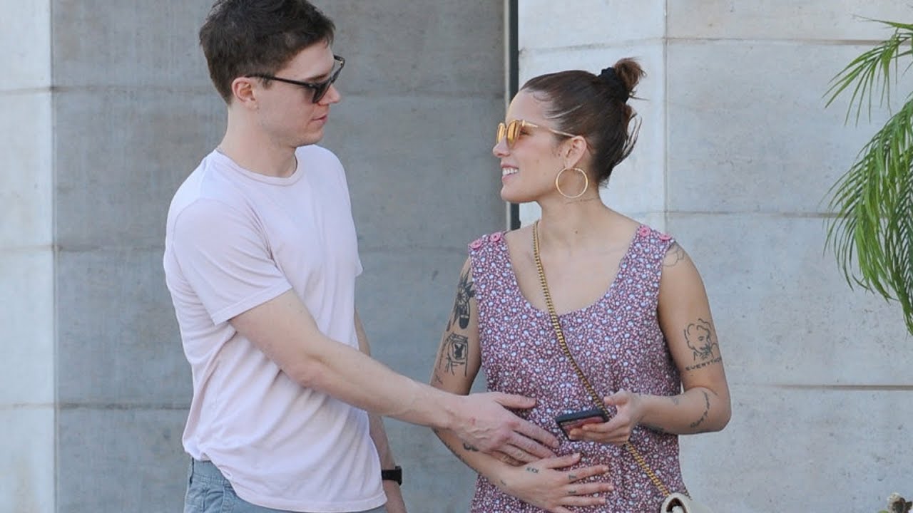 Halsey Hilariously Shuts Down Pregnancy Rumors