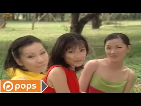 Thể hiện bởi Tam Ca Áo Trắng
