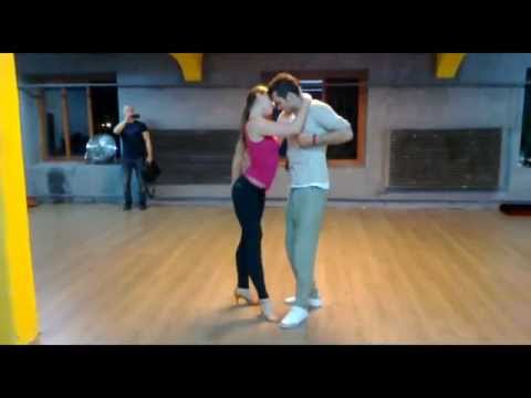 Łukasz Raś i Ewa BACHATA po zajęciach impro