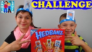 Kinder spielen das Spiel Hedbanz - was bin ich Challenge - FAMILY FUN - Angies und Levis Kinderkanal