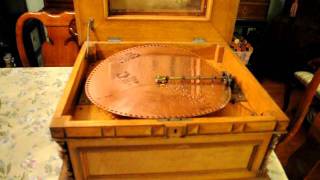 15.5"  Regina Music Box plays "Dance of the Reed Flutes"