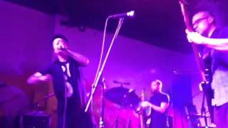 Big D and The Kids Table- Describe the Sky