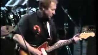 The VeNtuRes   -   The Ventures'  Medley!   -   LIVE!!  (1993)
