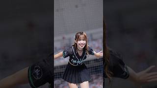 芮妮真的是心地善良又超可愛的女孩??她值得的是更多的溫暖 #cheerleader #치어리더 #台湾チア #美女 #fancam #味全龍 #味全龍小龍女