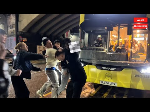 Caught on Camera: 1 vs 5 Street Attack in Manchester😱