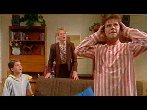 Mike and Angelo S3E1 (1990) - FULL EPISODE