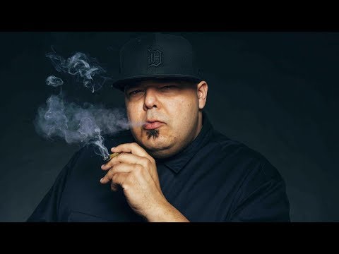 DJ Sneak - Can't Hide From Your Bud - Smokingroove Mix [Free Download]