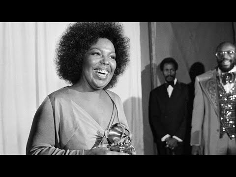 16th Grammy Awards | Best Female Pop Vocal | Killing Me Softly With His Song - Roberta Flack