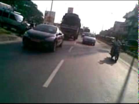 Renault Fluence Sedan.mpg