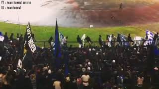 Download lagu Hitam Atributku Biru dijiwaku - Chant Bobotoh mp3