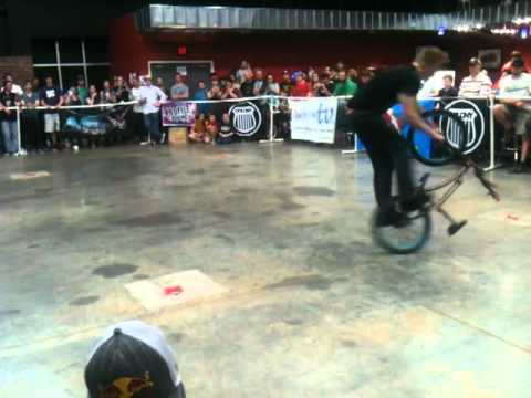 JoMoPro 2011 Pro Flatland Final, Matt Wilhem vs. Terry Adams