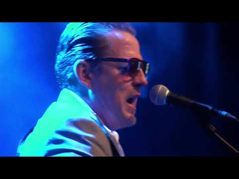 Birdmens ft. Ian Siegal & Jon Amor - "Falling on Down Again" @ Moulin Blues Ospel 2022