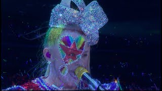 JoJo Siwa - Only Getting Better (LIVE FROM MELBOURNE, AUSTRALIA)