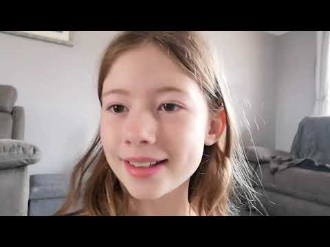 How To Do THE SPLITS - Part 1 - Stretching  