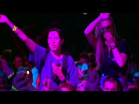 Robbie Williams She's The One Live In Cologne 2001 HD