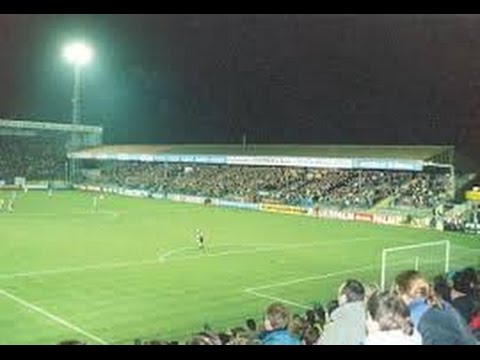 Seizoen 2004-2005 Speeldag 1 (07-08-2004):  SK Beveren   Club Brugge 1-1