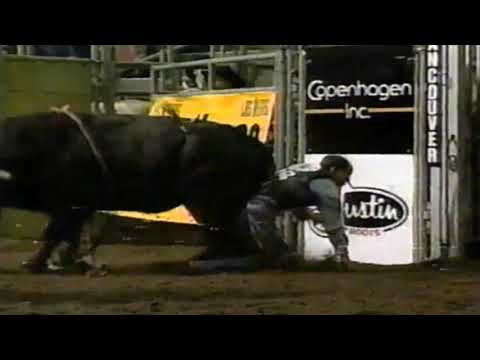 White Lightning bucks Josh O'Byrne - 97 PBR Vancouver