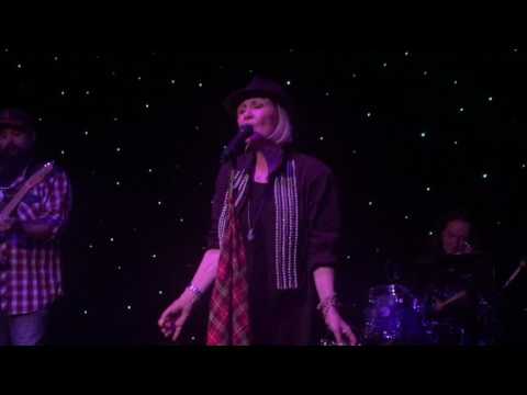 Lulu performs "To Sir With Love" in Asbury Park on June 1, 2017